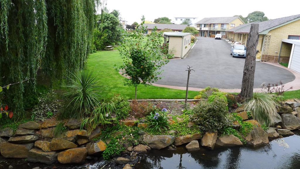 Willaway Motel Apartments Ulverstone Exterior photo
